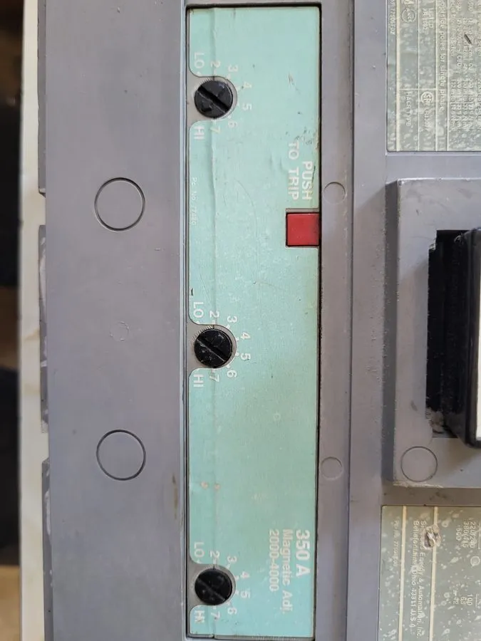 Автоматический выключатель Siemens Sentron Series HJD63F400 Circuit Breaker 400A — фото лота 2