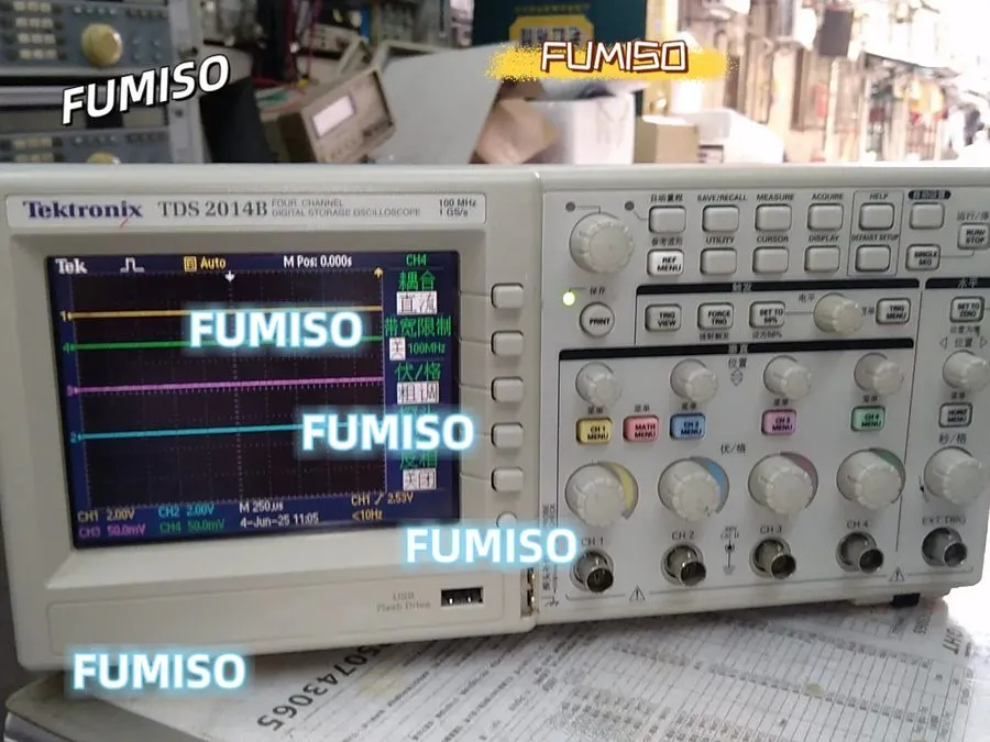 Осциллограф Tektronix TDS2014B 100MHz 4 Channel 1GS/s Color Oscilloscope Digital