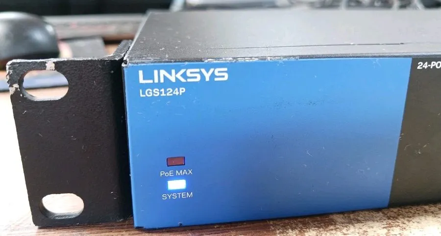 Коммутатор Linksys LGS124P 24-Port Business Gigabit PoE+ Switch Black — фото лота 1