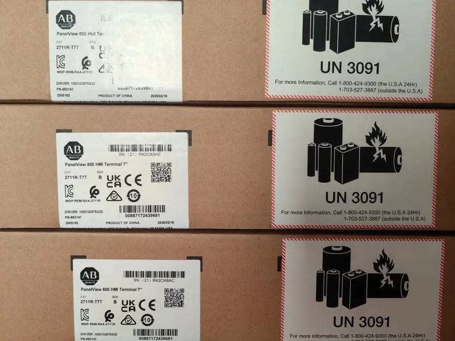 Панель оператора 2025 ALLEN BRADLEY 2711R-T7T /B PANELVIEW 800 HMI TERMINAL 7"