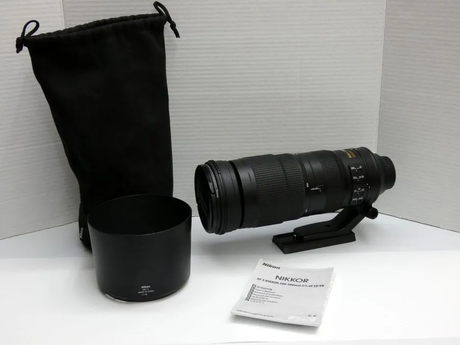 Объектив Nikon 200-500mm f/5.6E AF-S NIKKOR ED VR Lens, Works Perfectly
