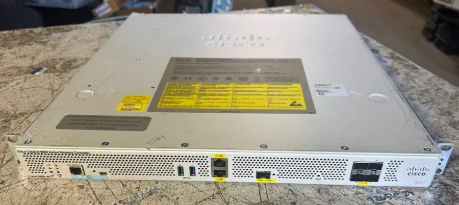 Точка доступа Wi-Fi Cisco Catalyst C9800-40-K9 9800-40 4 Port 10G Wireless Contr