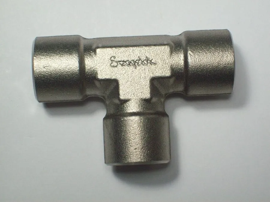 Фитинг 1- Swagelok Stainless Steel Pipe Tee Fitting, 3/8" Female NPT, SS-6-T — фото лота 2