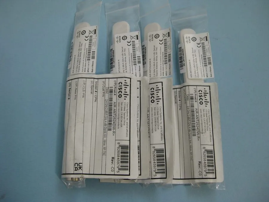 Точка доступа Wi-Fi Cisco AIR-CAP2702E-B-K9 USA STD 802.11ac CAP Access Point