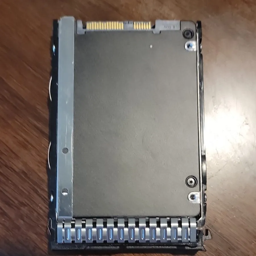 Samsung PM1645a 3.2TB SAS 12Gbs 2.5" SSD MZ-ILT3T8B unlocked