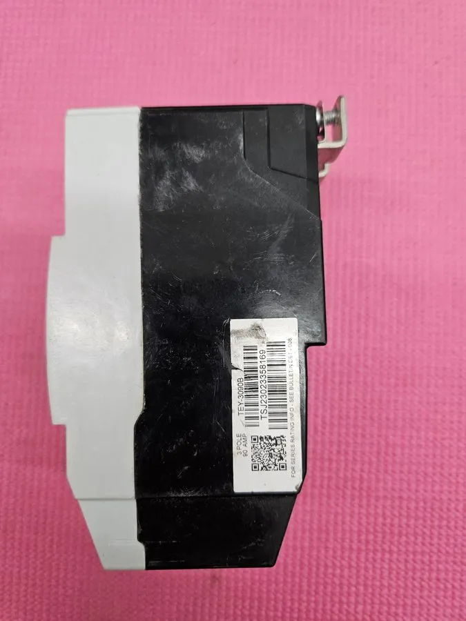 Автоматический выключатель TEYL3090B GE Circuit Breaker 3P TEYL 90A 480V Bolt On
