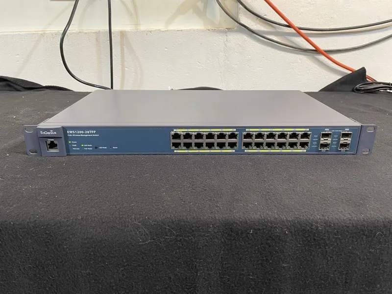 Коммутатор EnGenius EWS1200-28TFP 24-Port Managed Gigabit 410W PoE+ Switch