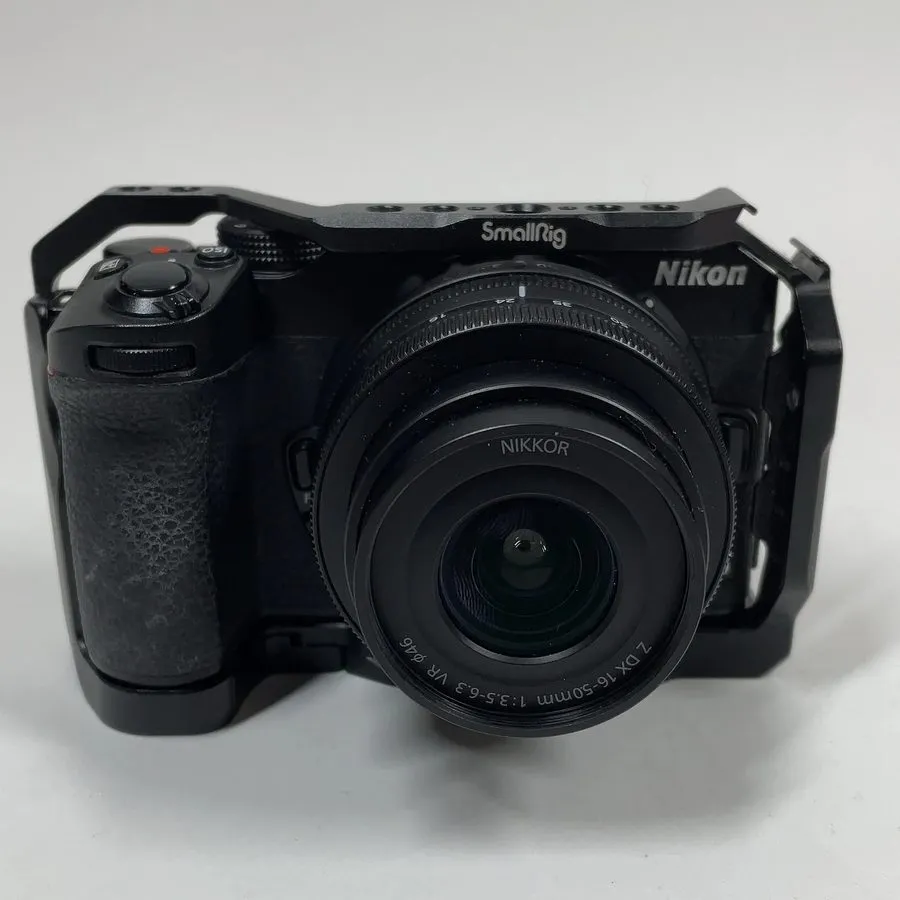 Фотокамера Nikon Z 30 20.9MP Digital SLR DSLR Camera