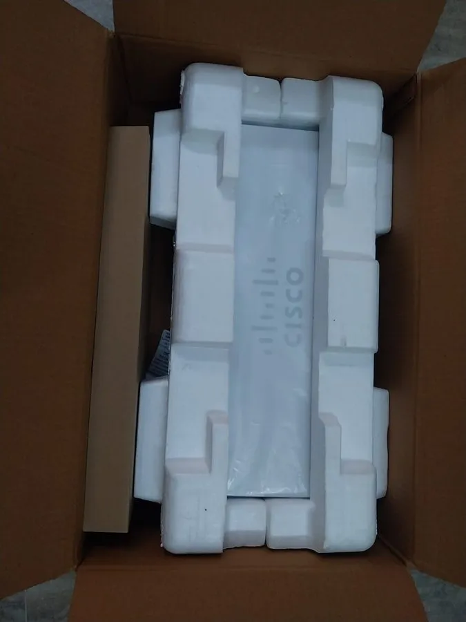 Коммутатор Cisco CBS350-24S-4G 24 PORTS 1G SFP Switch 2x1G Combo
