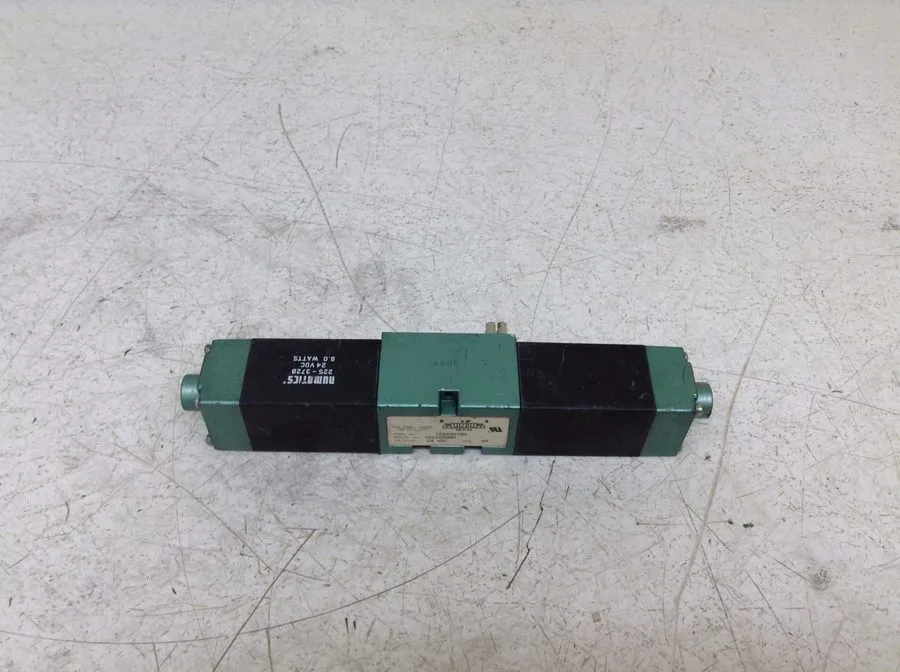 Электромагнитный клапан Numatics 152SS500M 225-372B 24 VDC Solenoid Pneumatic Va