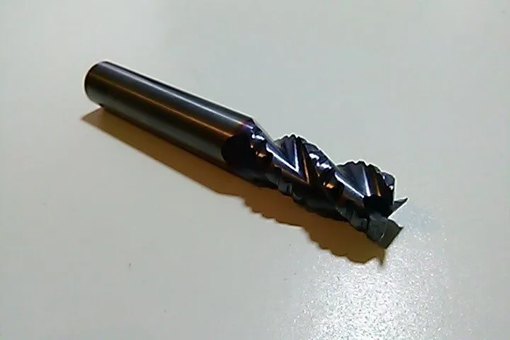 Режущий инструмент HANITA 12mm Center cut Carbide End Mill 12x12x26x83R0.5 18584 — фото лота 1