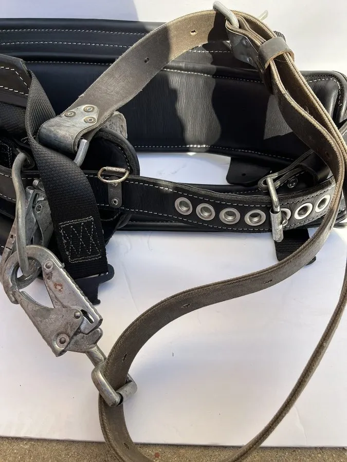 Жгут проводов Harness Safe SALA 3 M Model 1001403 Size D 29 Capacity 310 Pounds — фото лота 2
