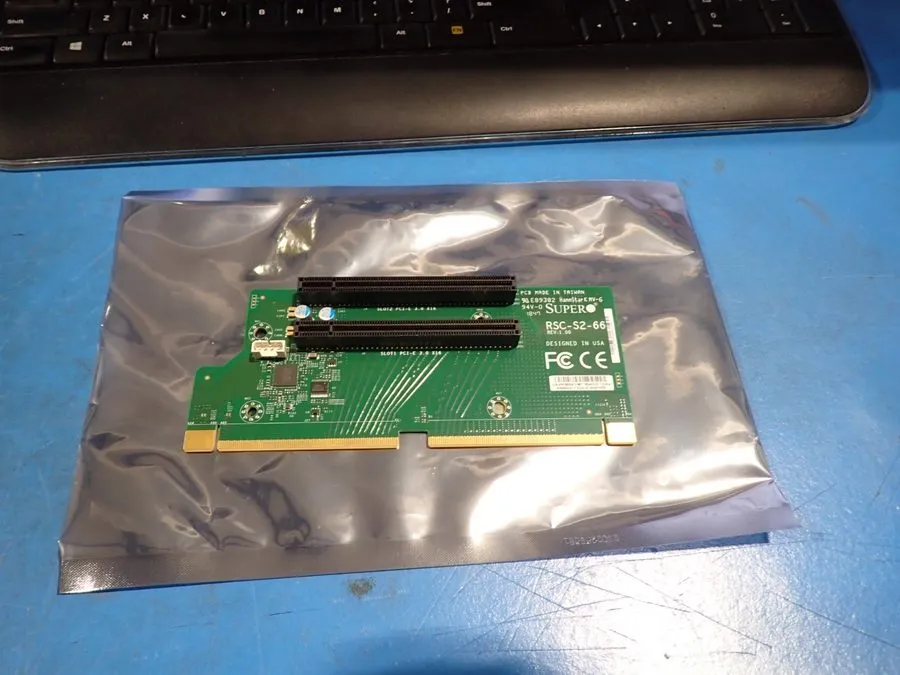 Райзер-плата Supermicro RSC-S2-66 2U WIO Left-Side Passive Riser Card — фото лота 1