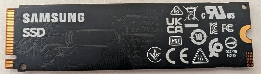 SSD-накопитель Samsung PM9B1 256GB M.2 NVMe Gen4x4 SSD MZ-VL42560 — фото лота 1
