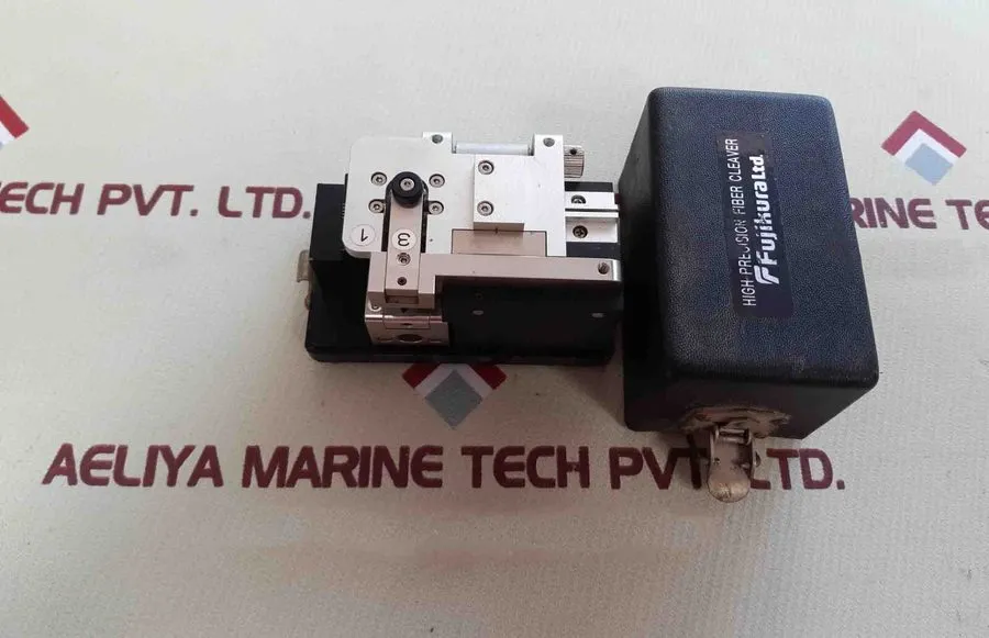 Скалыватель Fujikura CT-04 High Precision Fiber Cleaver