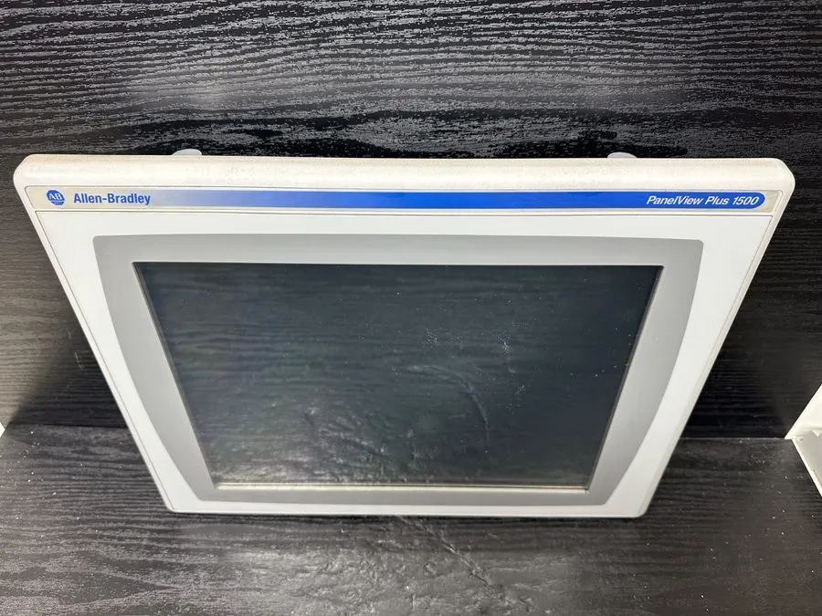 Панель оператора Allen Bradley 2711P-T15C4D2 2711P-RP2 RDT15 PanelView Plus 1500