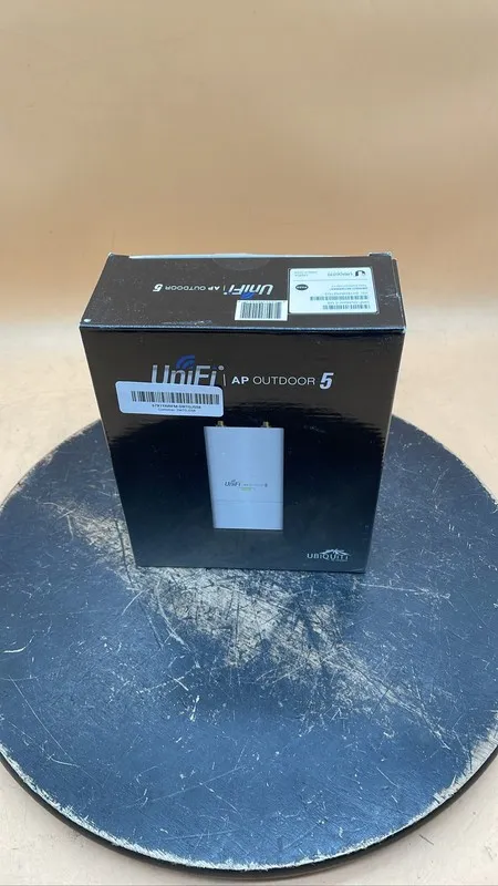 Точка доступа Wi-Fi Ubiquiti UniFi AP Outdoor 5 GHz Wireless Access Point UAP-Ou