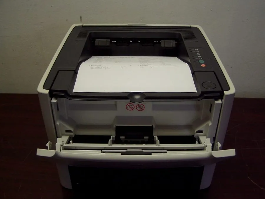 Лазерный принтер HP LaserJet P2015DN Workgroup Laser Printer Duplex 49,857 Pages