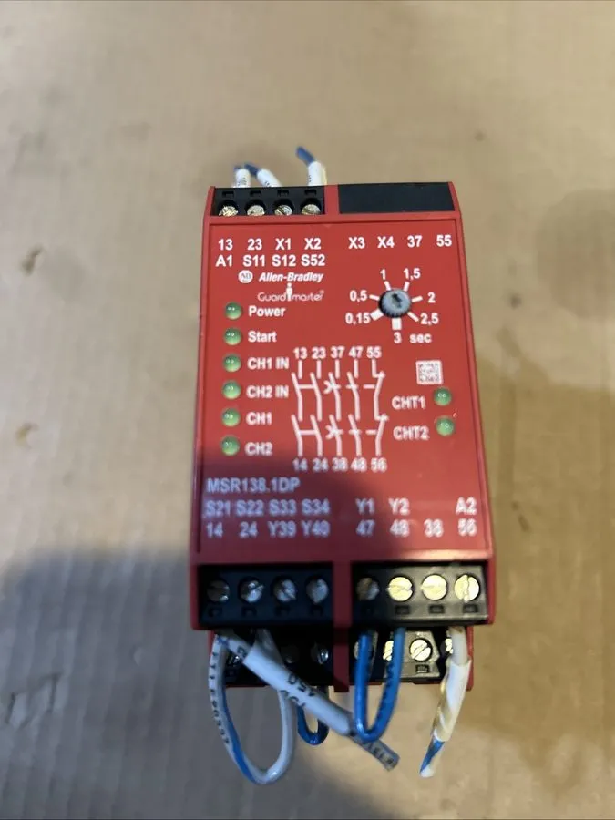 Реле безопасности Allen-Bradley MSR138.1DP Safety Relay 440R-M23084 24VAC/DC Tim