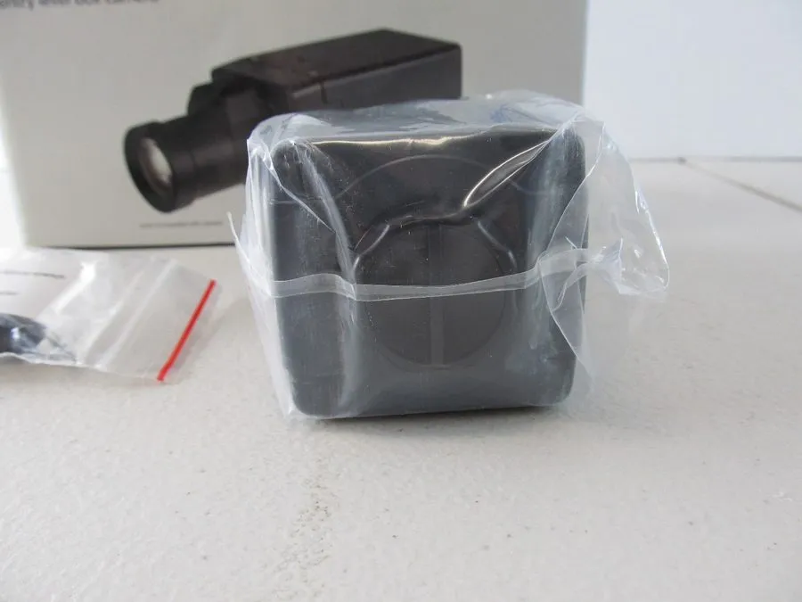 Камера Pelco Camera C20-CH-6 Box Camera, Color Hi Res 1/3 in, 12/24V NTSC