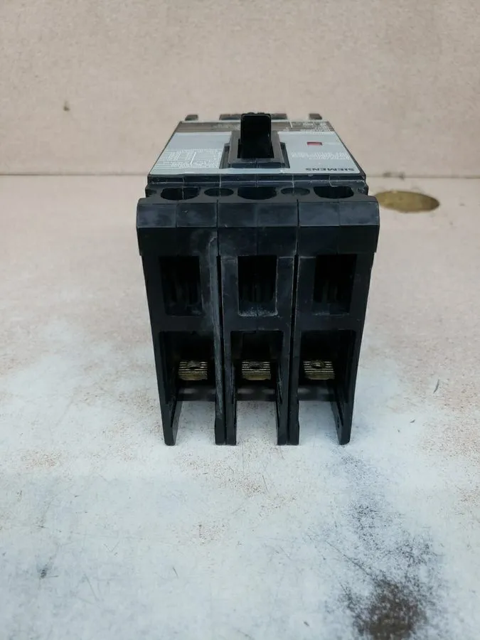 Автоматический выключатель Siemens HED43B040 Circuit Breaker Sentron Series HED4