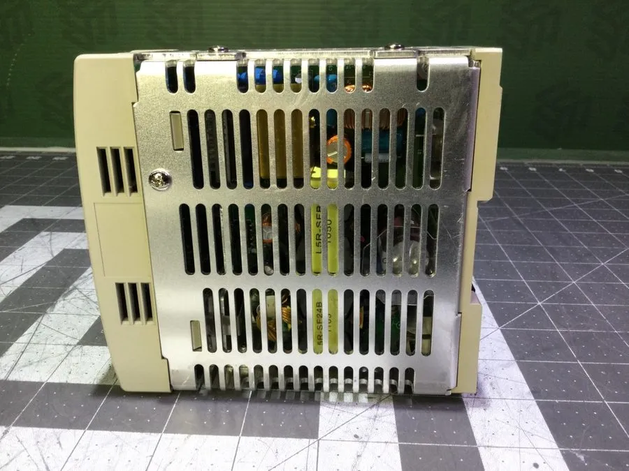 Блок питания IDEC PS5R-SF24 24VDC 5A 120W DIN Rail Industrial Power Supply