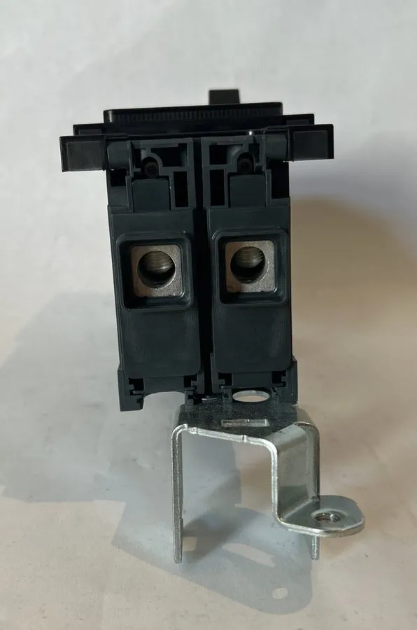Автоматический выключатель Square D Schneider Electric BDA260305 30 Amp 2 Pole 4 — фото лота 1