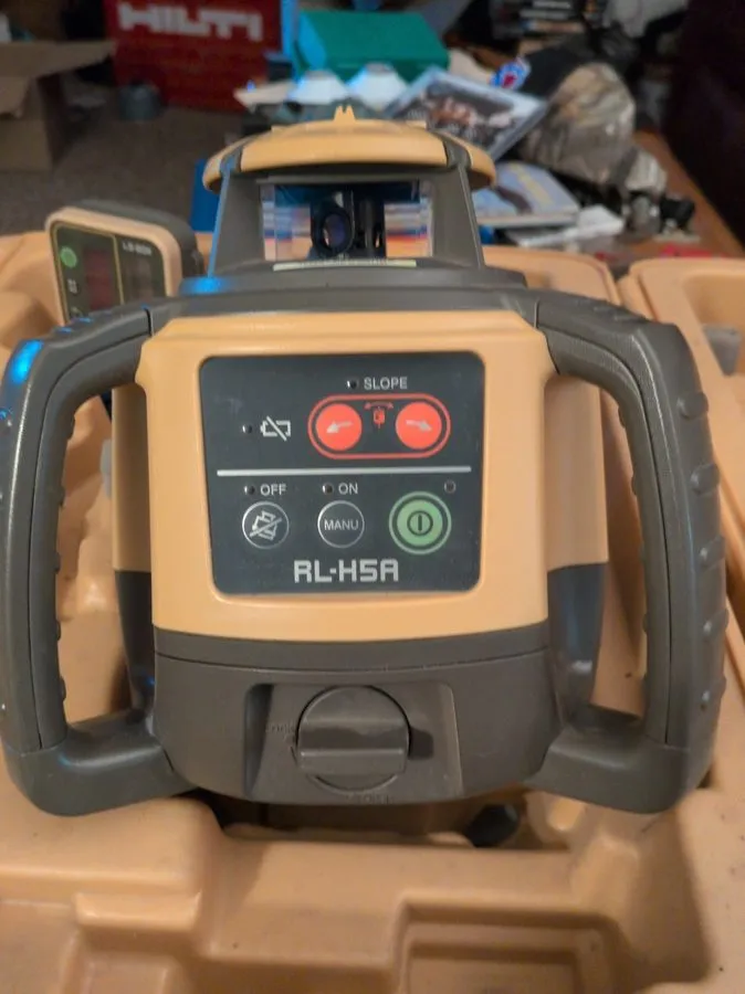 Нивелир Topcon RL-H5A Self-Leveling Rotary Laser Level with LS-80X Receiver — фото лота 1