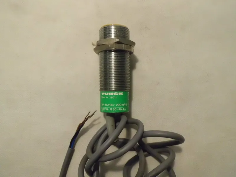 Датчик приближения TURCK BC10-M30-AN4X PROXIMITY SENSOR