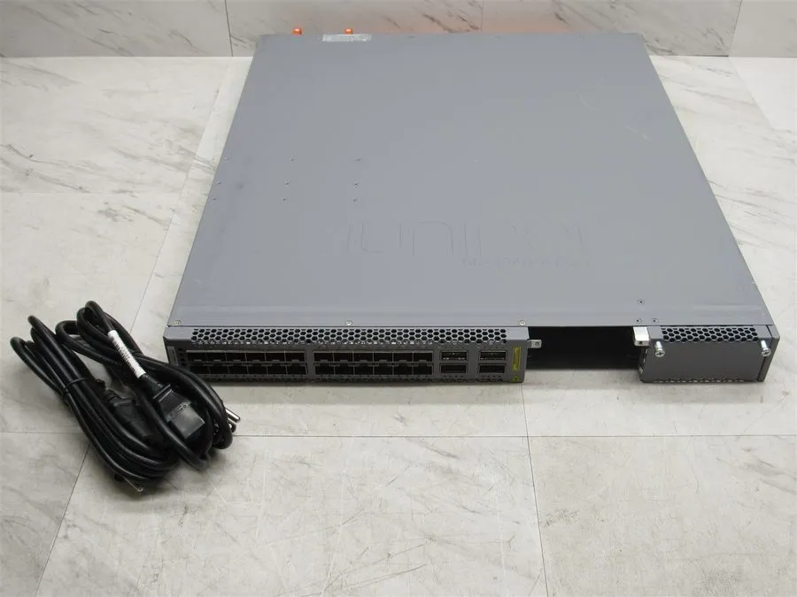 Коммутатор Juniper EX4600-40F-AFO 24-Port 10GbE SFP+ Switch & 4 x QSFP 2 x JPSU-
