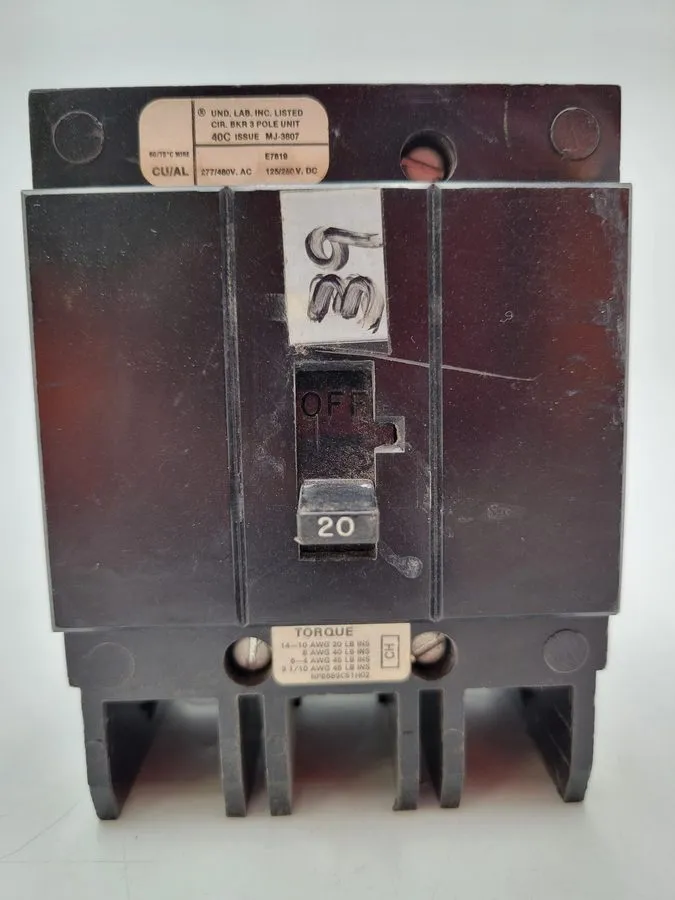 Автоматический выключатель Challenger CH3020 Bolt-On Circuit Breaker 20A 3P 277/