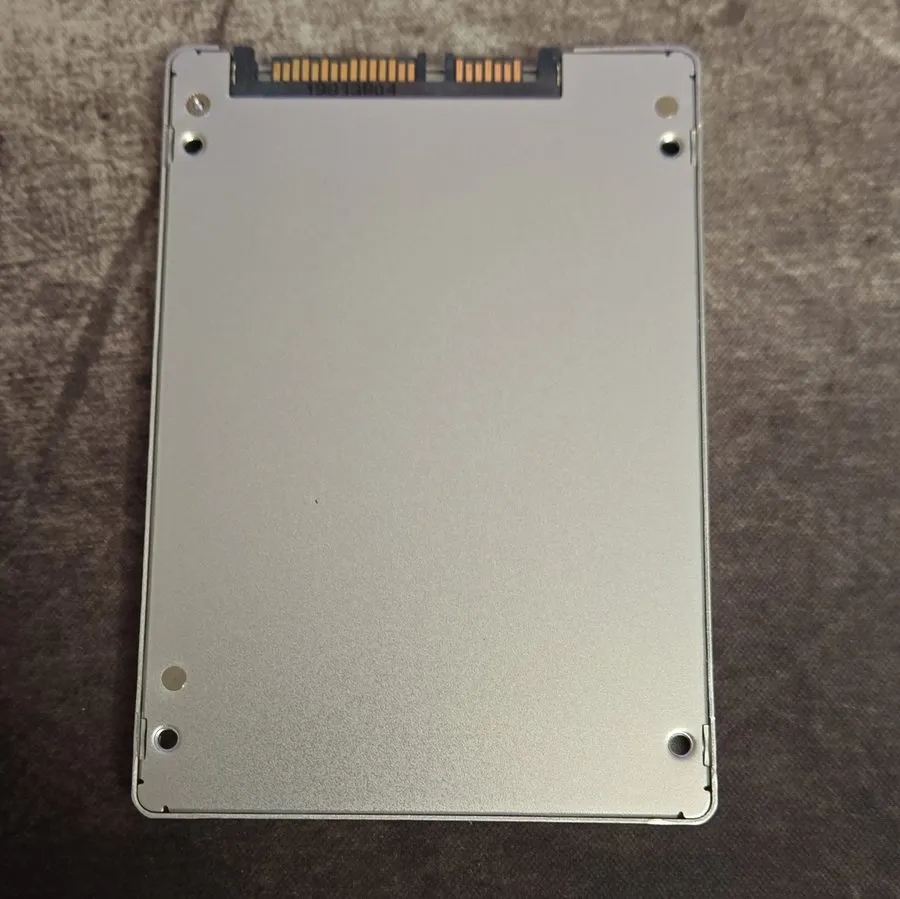 SSD-накопитель Micron 1300 512GB 2.5" SATA III Internal SSD MTFDDAK512TDL-1AW1ZA — фото лота 1