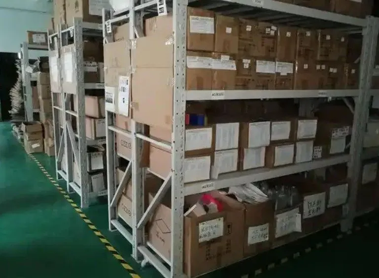 Датчик приближения One IFM IFS704 Proximity Switch Sensor