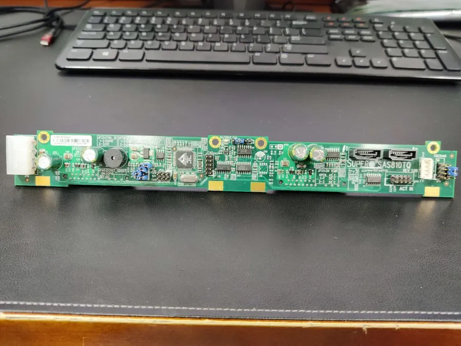 Бэкплейн Supermicro SATA Backplane- SAS810TQ