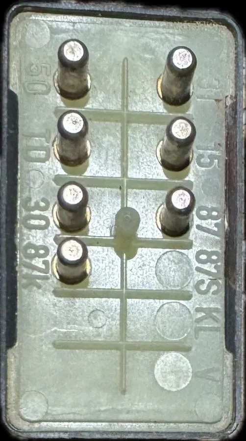 Реле Mercedes-Benz Fuel Pump Relay SE SL SEL SEC 0015455305 A0015455305 7-Pin