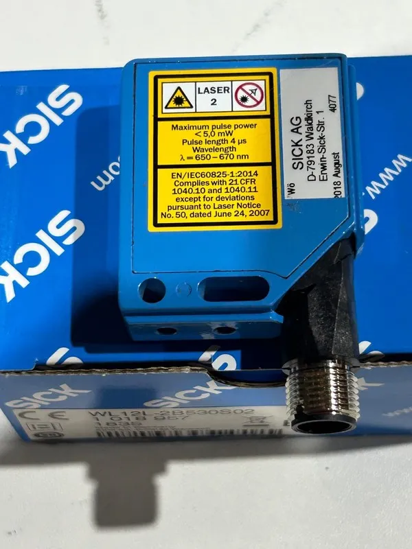 Фотоэлектрический датчик SICK WL12L-2B530 PHOTOELECTRIC LASER SENSOR 1018252 10- — фото лота 2
