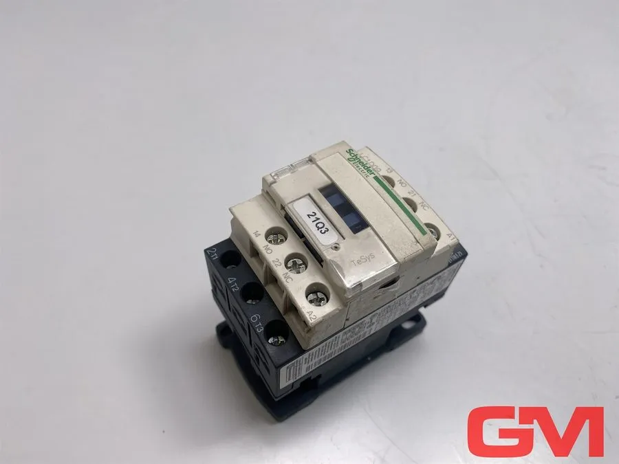 Контактор Schneider Electric LC1D09B7 TeSys D Contactor 3P 9A 4kW Coil 24V AC 50