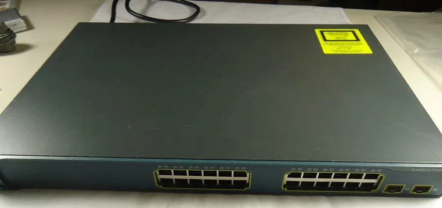 Коммутатор Cisco WS-C3560-24TS-S 24-Ports 10/100 Ethernet Switch with WS-C3560-2