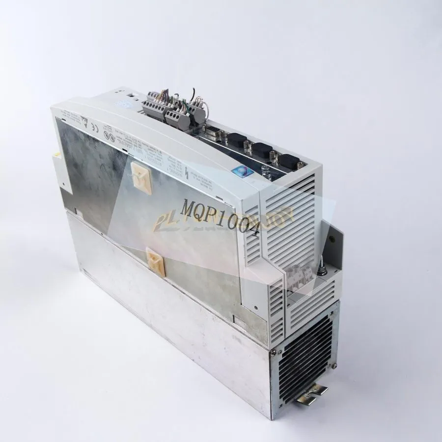Сервопривод Lenze Servo Drive EVS9324-ES