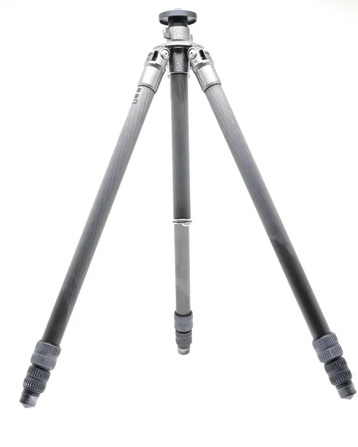 Оборудование видеонаблюдения Gitzo GT2530 Mountaineer 6x Carbon Fiber Tripod — фото лота 1