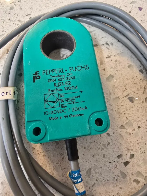 Датчик приближения Pepperl Fuchs RJ21E2 Inductive Proximity Ring Sensor — фото лота 2