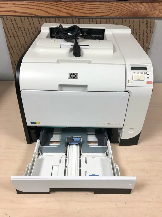 Лазерный принтер HP LaserJet Pro 400 M451dn Color Laser Printer CE957A 40K pgs T