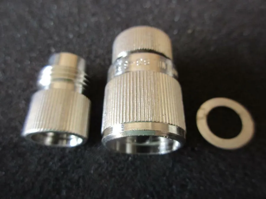 Разъём 1x Amphenol Connector 83-851 UHF Solderless Clamp Plug 50Ω RG8,11 PL259 S