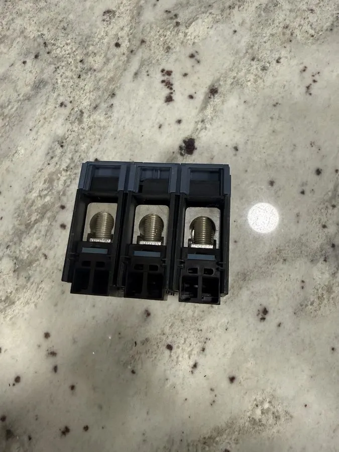 Автоматический выключатель Siemens 3VA4150-6ED34-0AA0 Circuit Breaker 3P/50A /48