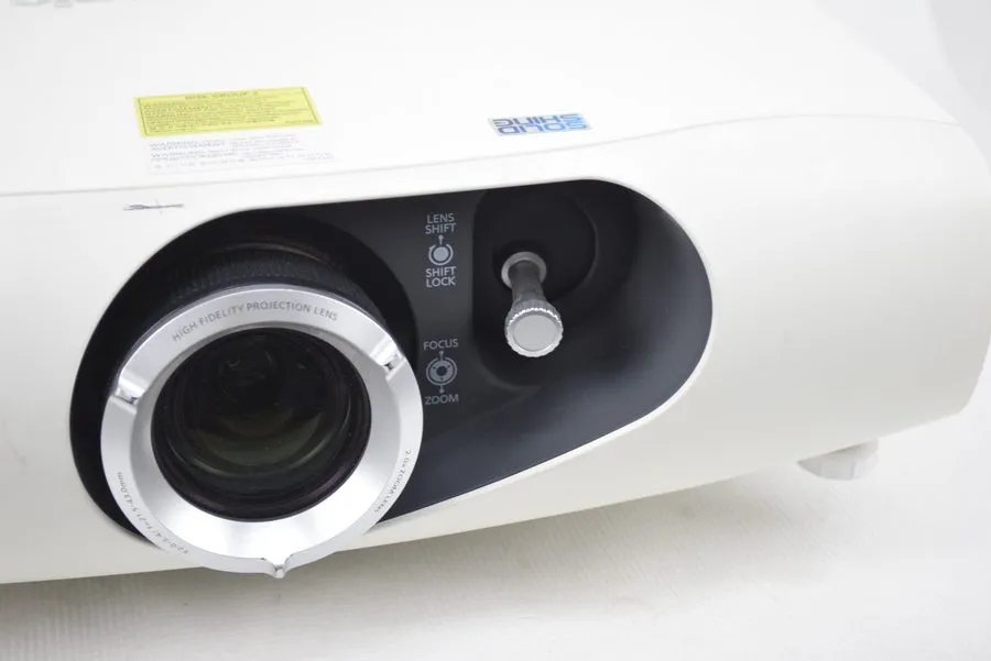 Проектор Panasonic RW330 WXGA DLP HDMI Laser Projector PT-RW330 DESCRIPTION