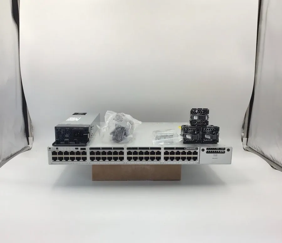 Коммутатор Cisco C9300-48U-A Catalyst 9300 48-port UPOE Port 6 only has no poe