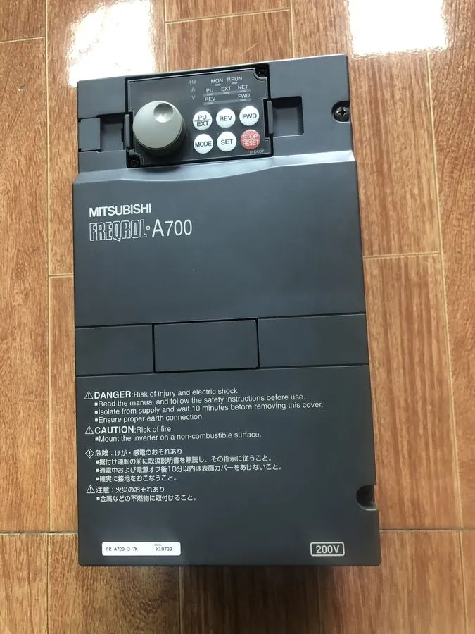Частотный преобразователь Mitsubishi FR-A720-3.7K Inverter 220V-3.7KW It In Good
