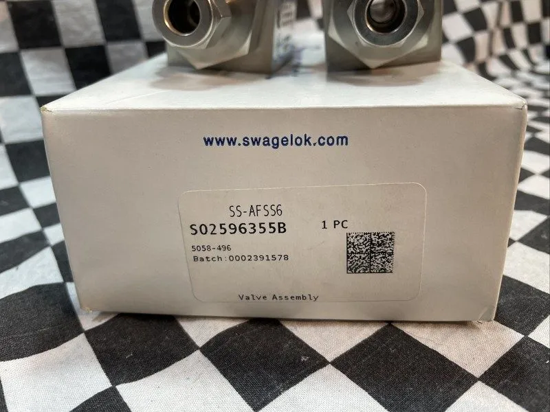 Клапан Swagelok SS-AFSS6 Ball Valve