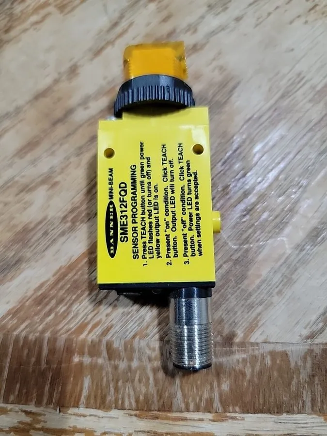 Фотоэлектрический датчик Banner 26990 SM312FVQD Mini-Beam Photoelectric Sensor 1
