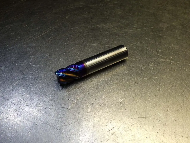 Режущий инструмент Nachi 1/4" 5 Flute Carbide Cr Endmill 1/4" Shank .06" R 41000
